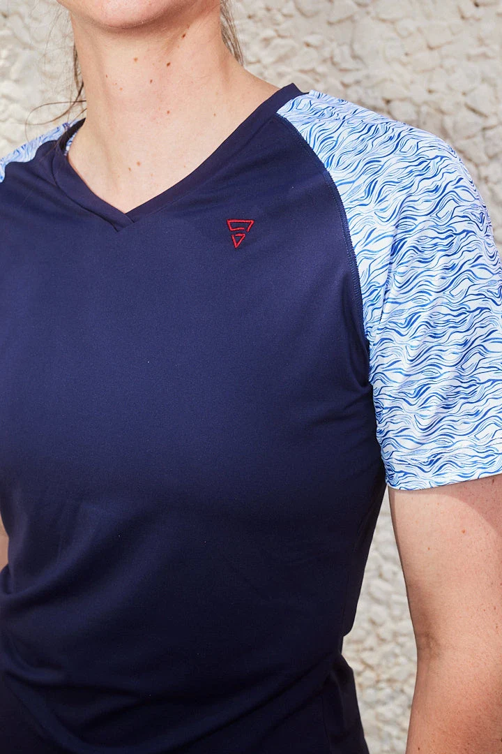 T shirt sport femme col V "Nouvelle Vague" - Image 9