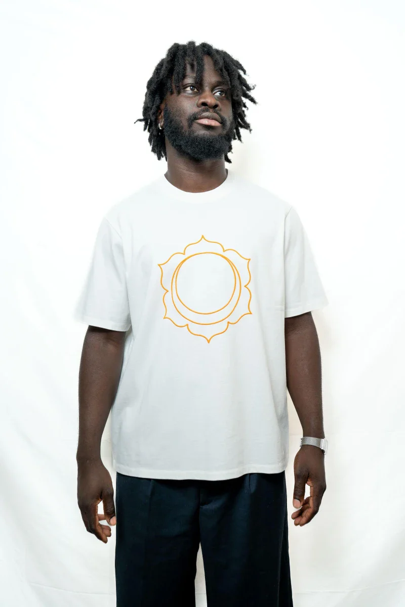 T-shirt unisexe en coton bio - Chakra Sacré - Image 8