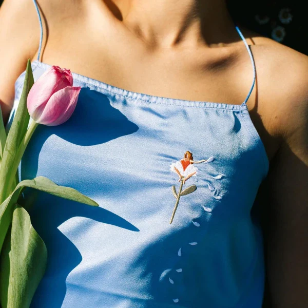 Top débardeur en satin doux vert d'eau - Image 10