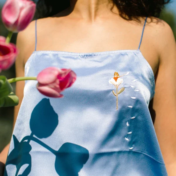 Top débardeur en satin doux vert d'eau - Image 11