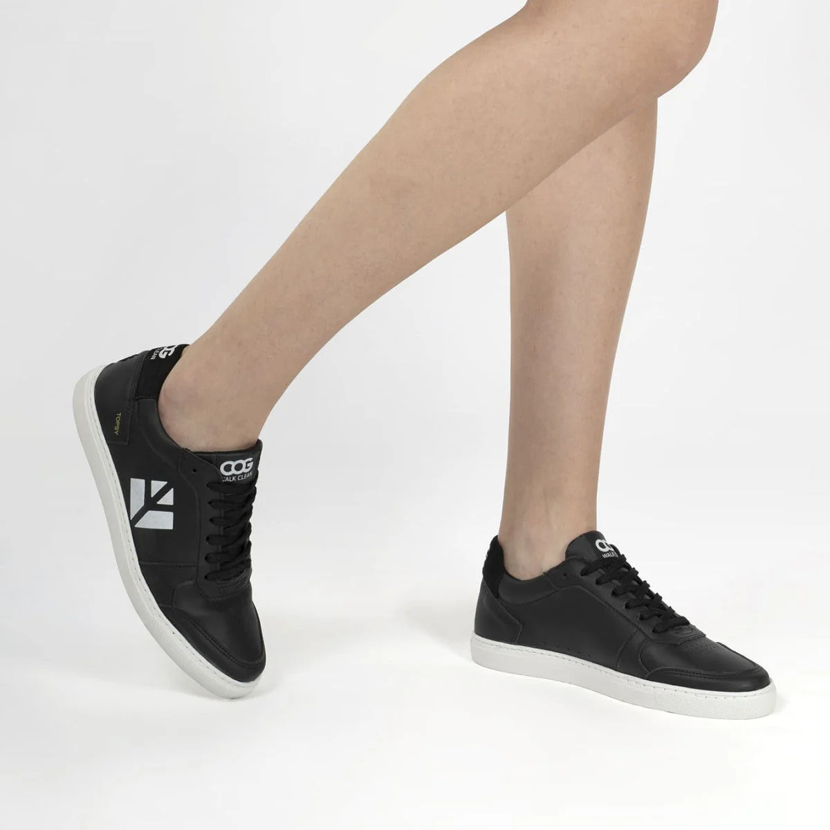 Baskets véganes Noir / Blanc unisexe - Topsy - Image 12