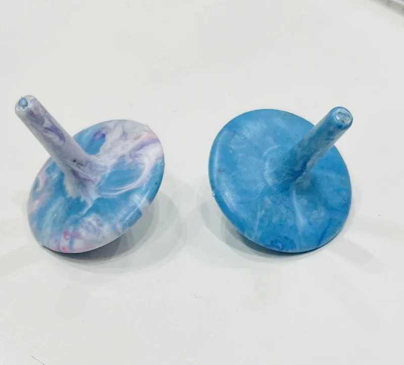 Toupie en plastique recyclé - Image 3