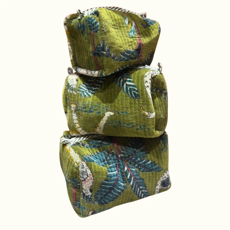 Trousse de toilette en velours matelassé – "Green safari" - Image 2