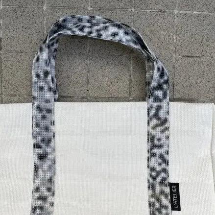 Trousse de toilette française en tissu upcyclé - Image 4